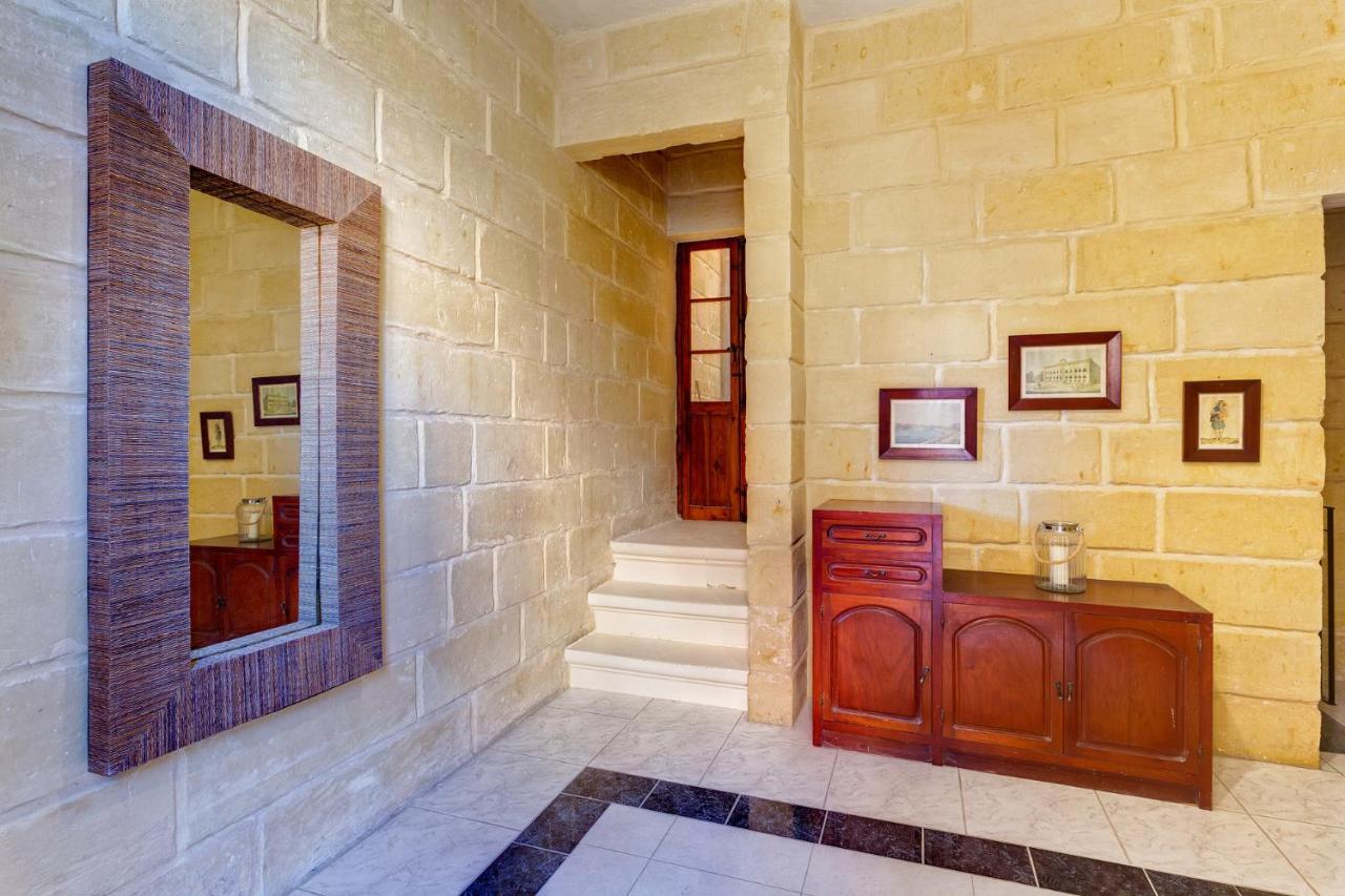 Traditional Maltese Townhouse, Roof Terrace And Views Senglea Ngoại thất bức ảnh